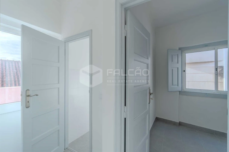 Moradia T3 para Arrendamento em Pernes Foto 21