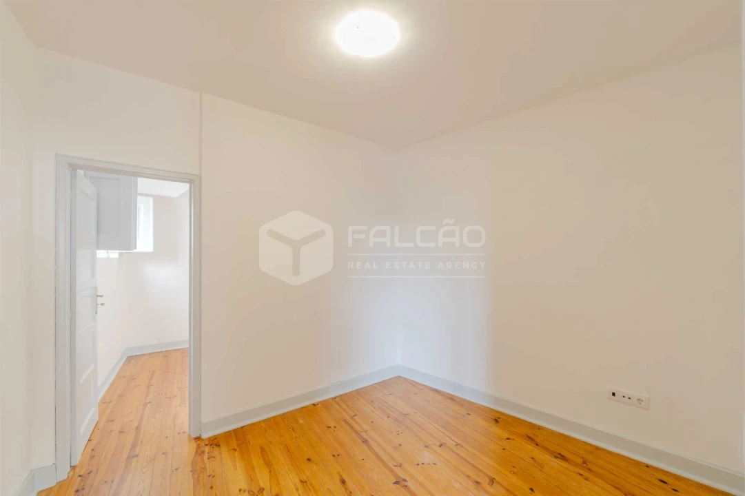 Moradia T3 para Arrendamento em Pernes Foto 15