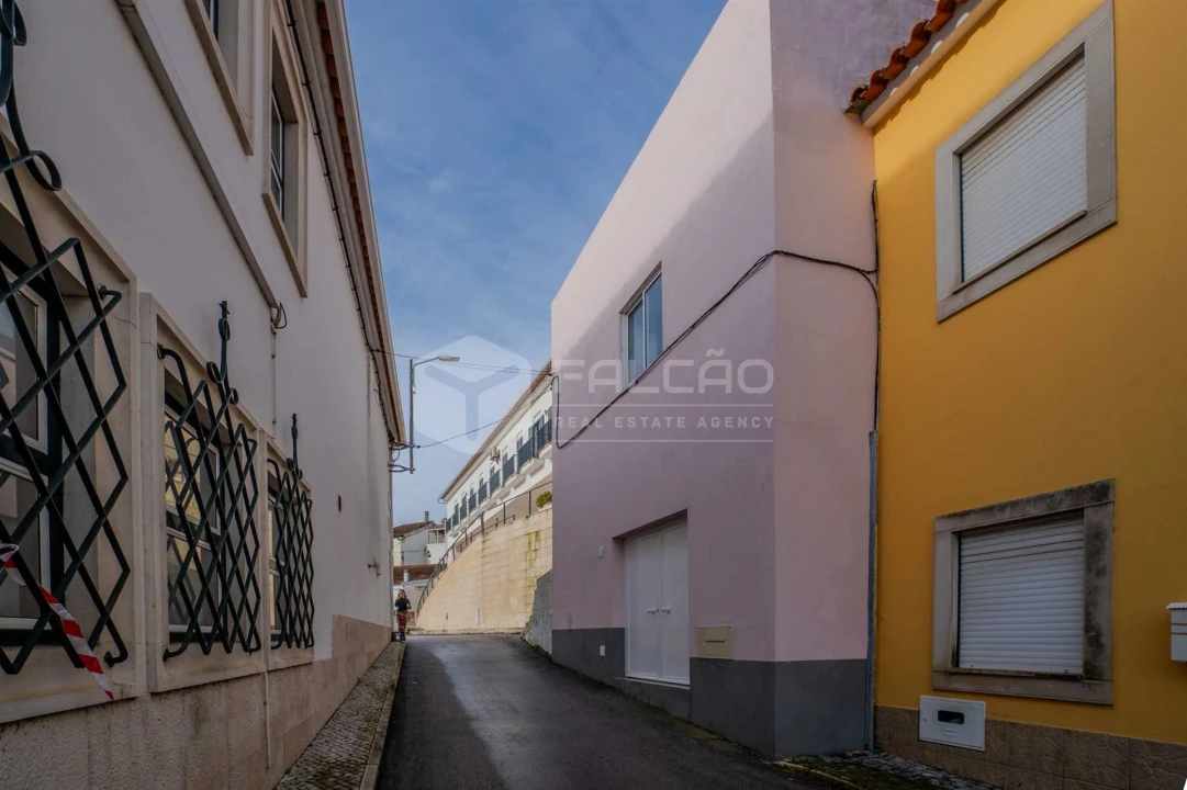 Moradia T3 para Arrendamento em Pernes Foto 43