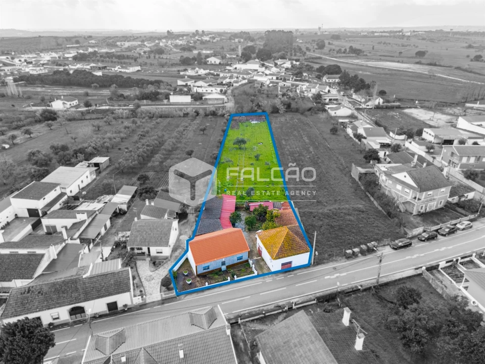 Moradia T4 para Venda em Alcanhões Foto 32