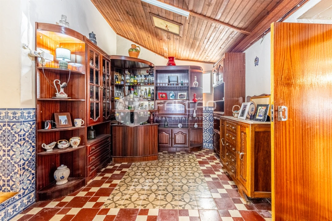 Moradia T4 para Venda em Alcanhões Foto 16