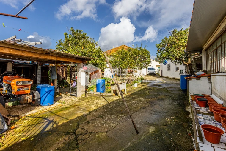 Moradia T4 para Venda em Alcanhões Foto 4