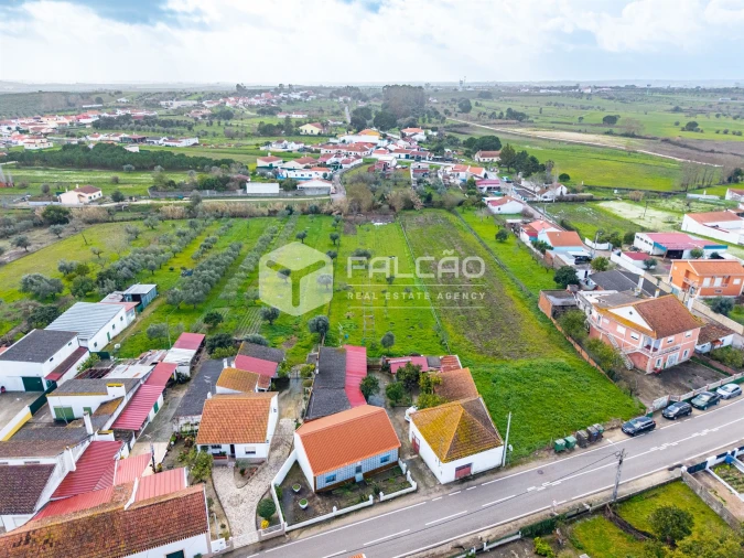 Moradia T4 para Venda em Alcanhões Foto 31