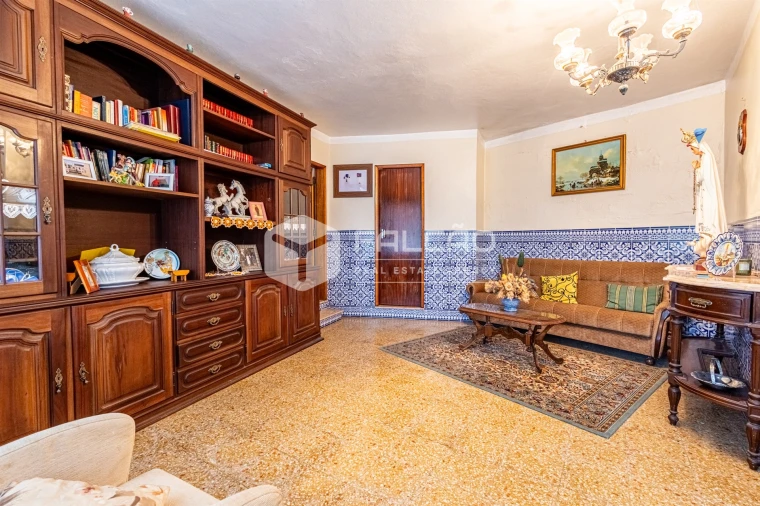 Moradia T4 para Venda em Alcanhões Foto 12