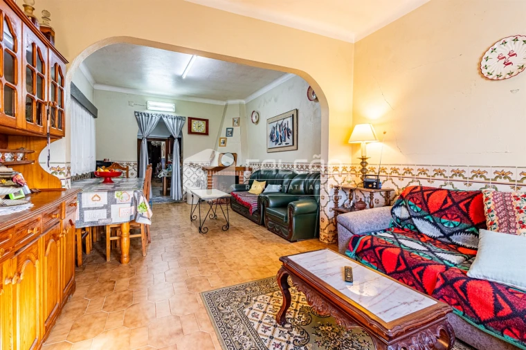 Moradia T4 para Venda em Alcanhões Foto 8