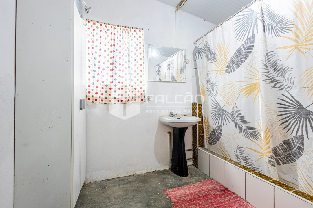 Moradia T4 para Venda em Alcanhões Foto 25