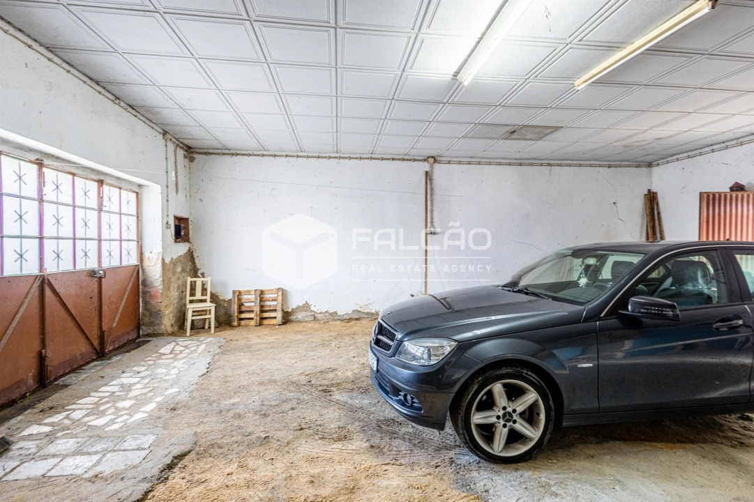 Moradia T4 para Venda em Alcanhões Foto 26