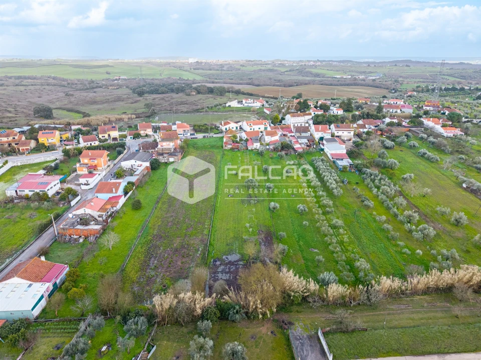 Moradia T4 para Venda em Alcanhões Foto 30