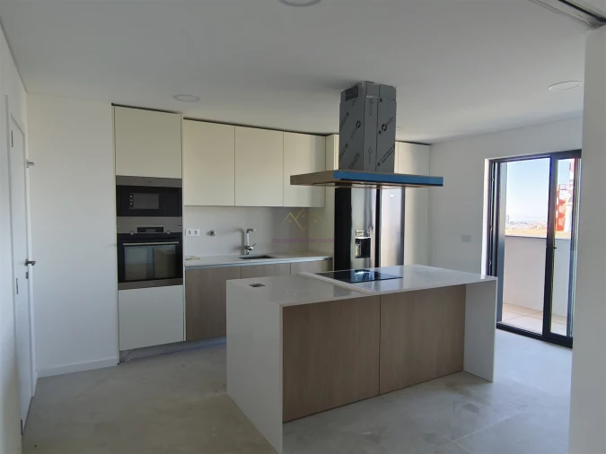 Apartamento T5 para Venda em Carnaxide e Queijas Foto 14