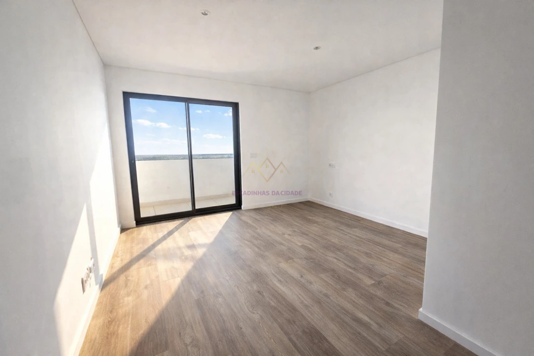 Apartamento T2 para Venda em Carnaxide e Queijas Foto 15