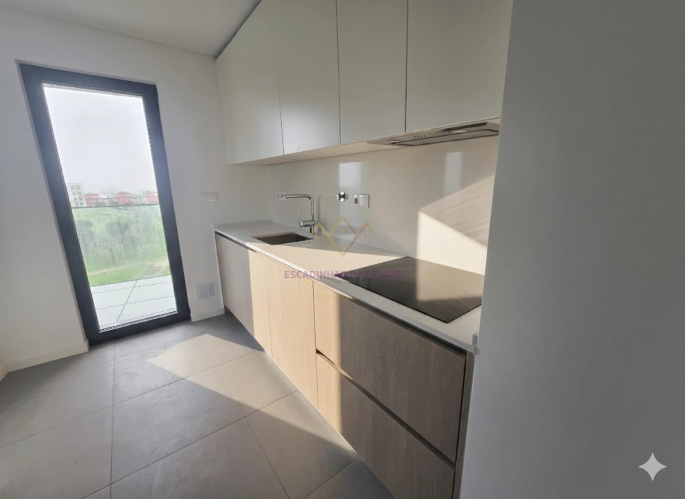 Apartamento T2 para Venda em Carnaxide e Queijas Foto 10