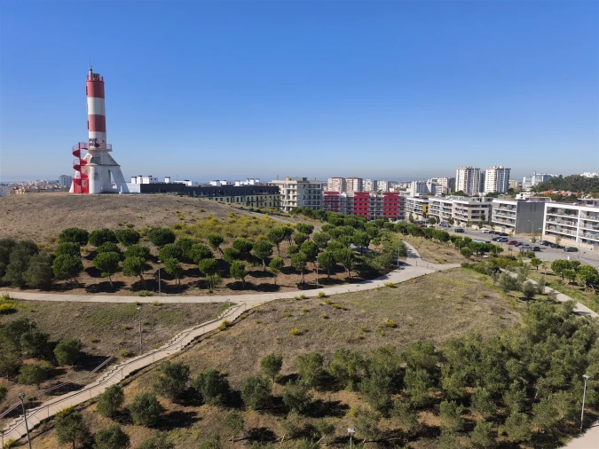 Apartamento T2 para Venda em Carnaxide e Queijas Foto 12