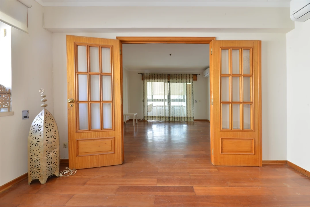 Apartamento T2 para Arrendamento em Alcabideche Foto 19