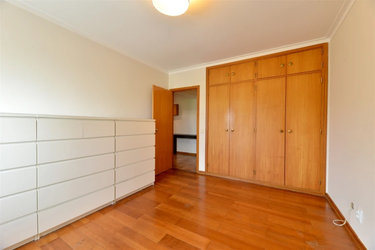 Apartamento T2 para Arrendamento em Alcabideche Foto 6