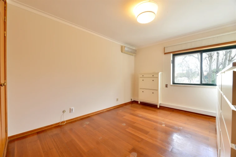 Apartamento T2 para Arrendamento em Alcabideche Foto 5