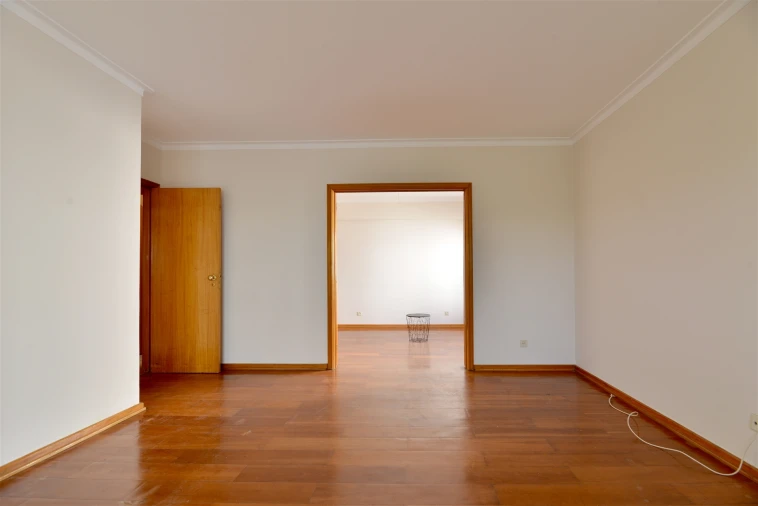 Apartamento T2 para Arrendamento em Alcabideche Foto 15