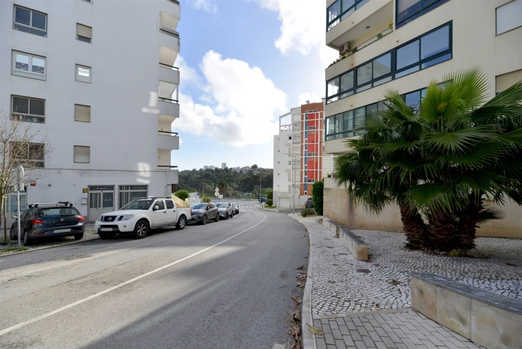 Apartamento T2 para Arrendamento em Alcabideche Foto 26