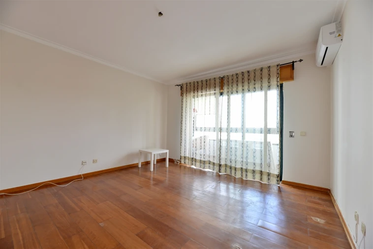 Apartamento T2 para Arrendamento em Alcabideche Foto 13