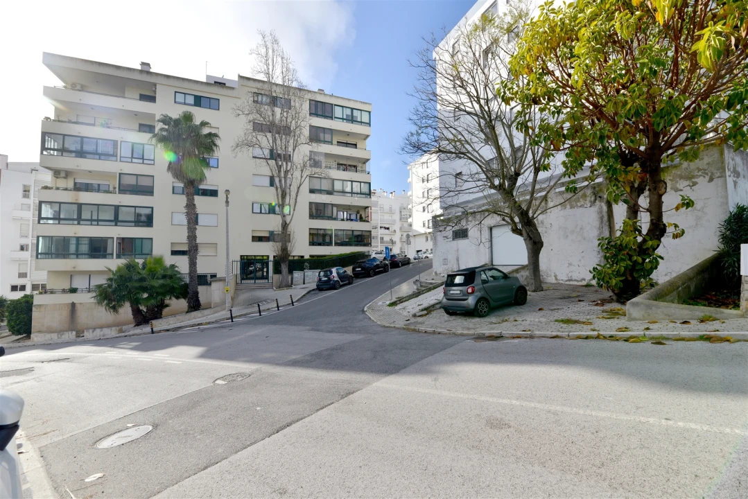 Apartamento T2 para Arrendamento em Alcabideche Foto 25