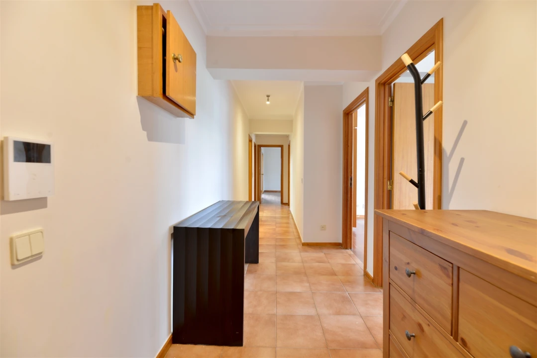 Apartamento T2 para Arrendamento em Alcabideche Foto 2