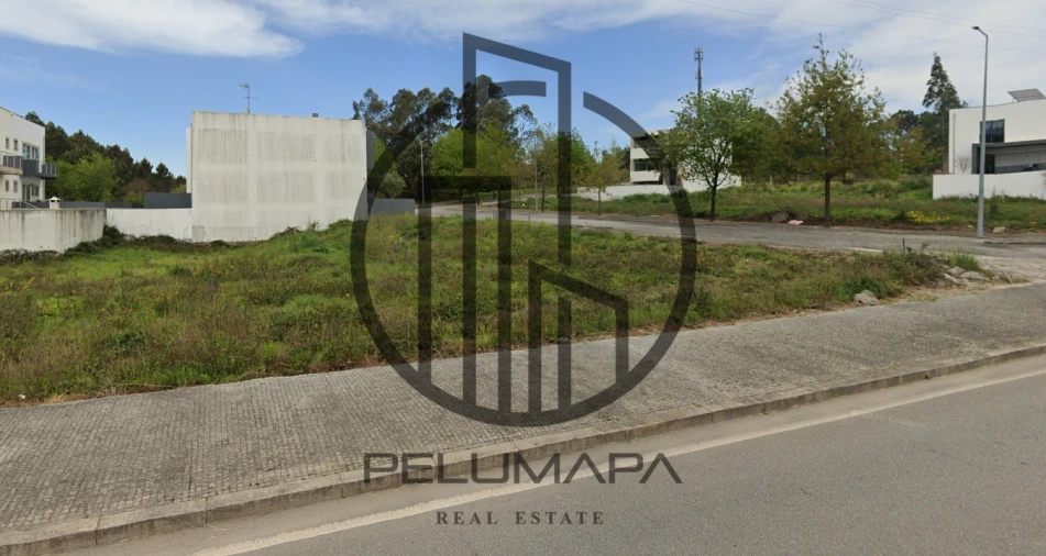 Terreno para Venda em Folgosa