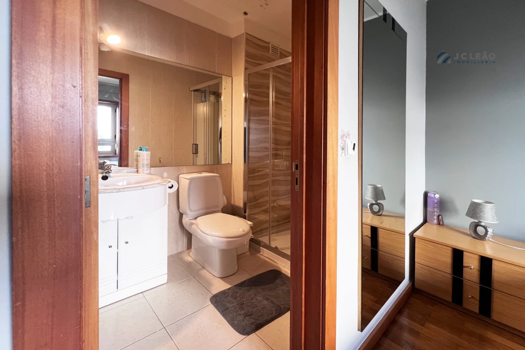 Apartamento T2 para Venda em Moreira Foto 10