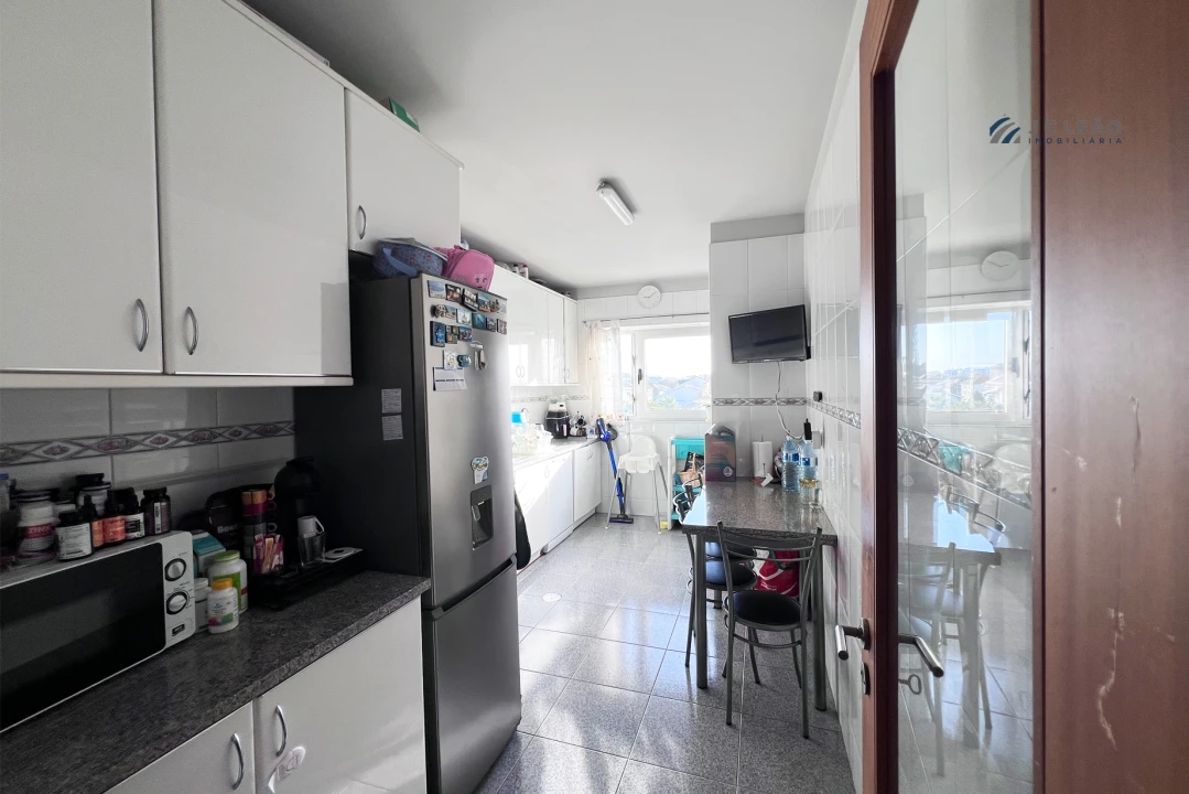 Apartamento T2 para Venda em Moreira Foto 1