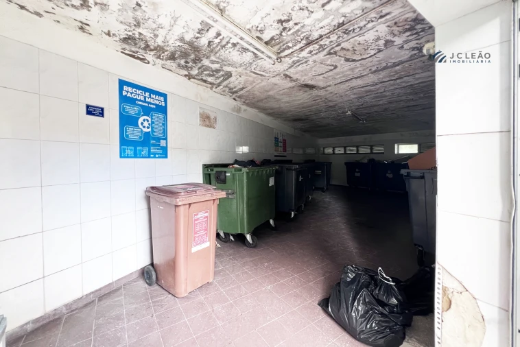 Apartamento T2 para Venda em Moreira Foto 18