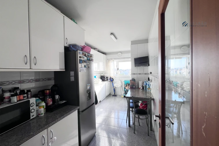 Apartamento T2 para Venda em Moreira Foto 1