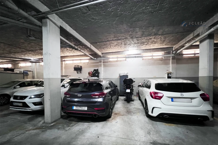 Apartamento T2 para Venda em Moreira Foto 15