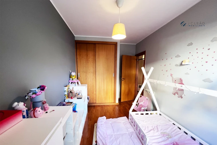 Apartamento T2 para Venda em Moreira Foto 13