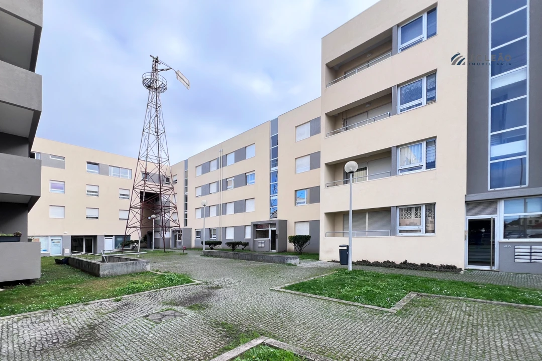 Apartamento T2 para Venda em Moreira Foto 20