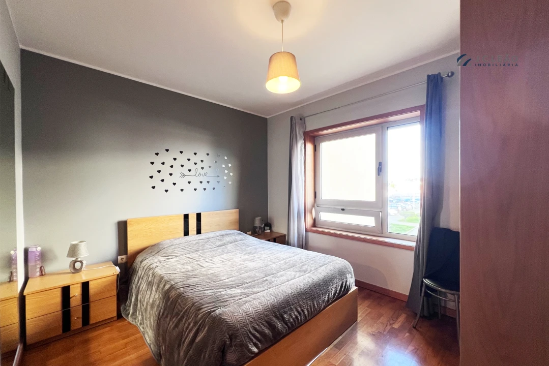 Apartamento T2 para Venda em Moreira Foto 8