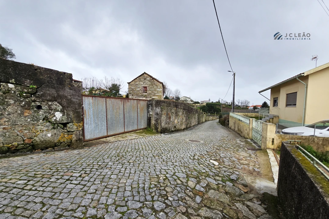 Moradia T10 para Venda em Guilhabreu Foto 1