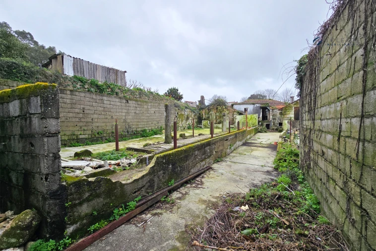 Moradia T10 para Venda em Guilhabreu Foto 14