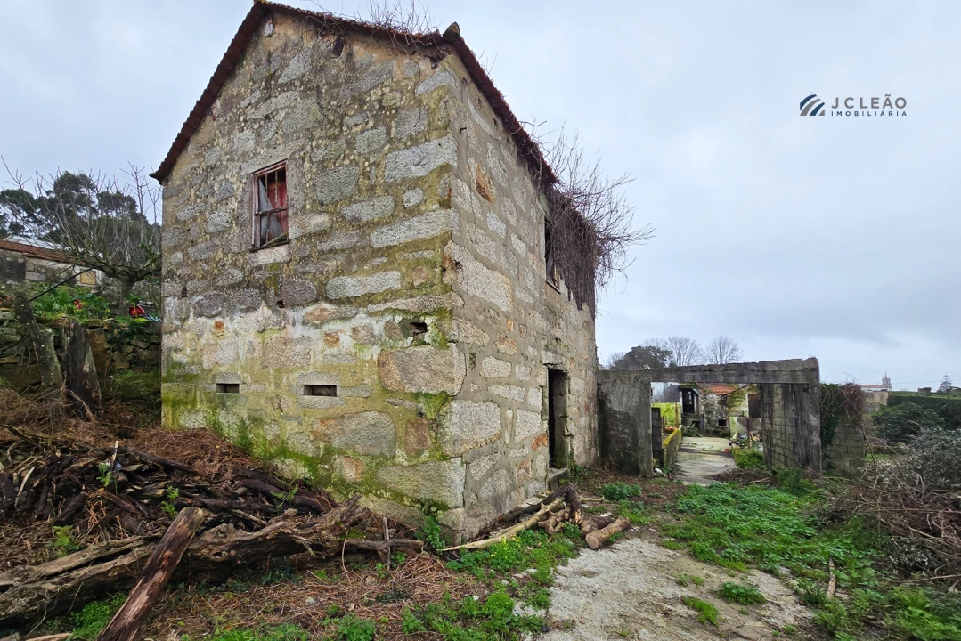 Moradia T10 para Venda em Guilhabreu Foto 9