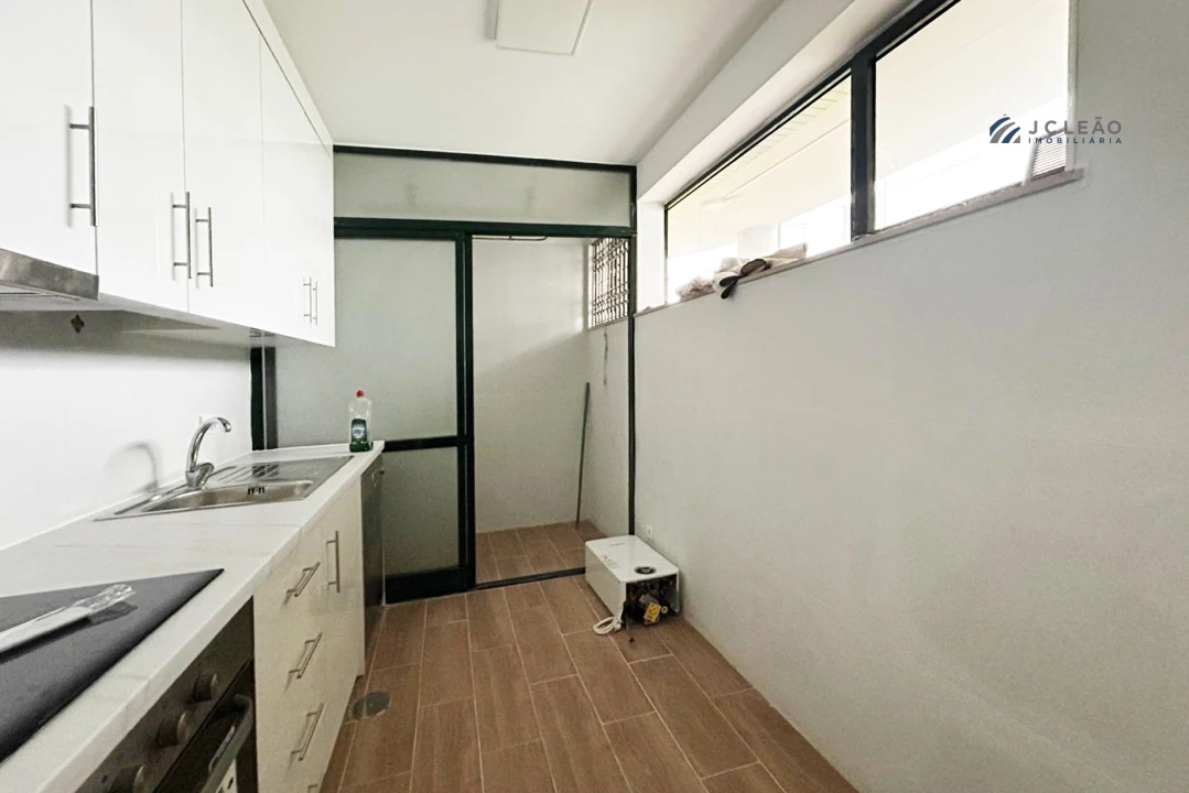 Apartamento T2 para Arrendamento em São Mamede de Infesta e Senhora da Hora Foto 5