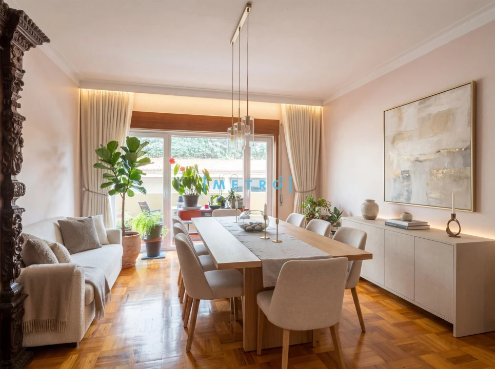 Apartamento T4 para Venda em Aldoar, Foz do Douro e Nevogilde Foto 2