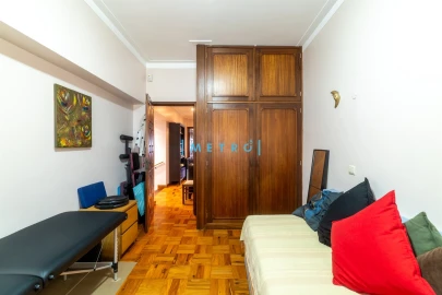 Apartamento T4 para Venda em Aldoar, Foz do Douro e Nevogilde