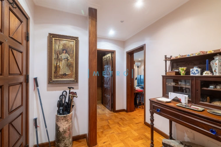 Apartamento T4 para Venda em Aldoar, Foz do Douro e Nevogilde Foto 2