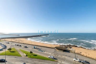 Apartamento T2 para Venda em Aldoar, Foz do Douro e Nevogilde