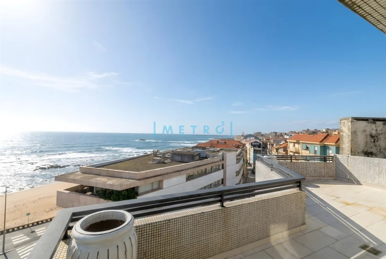 Apartamento T2 para Venda em Aldoar, Foz do Douro e Nevogilde Foto 11