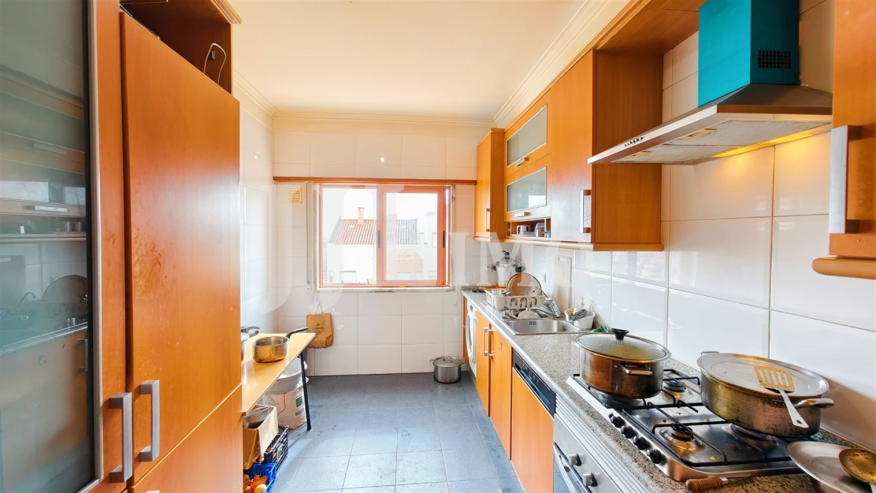 Apartamento T3 para Venda em Ramada e Caneças Foto 26