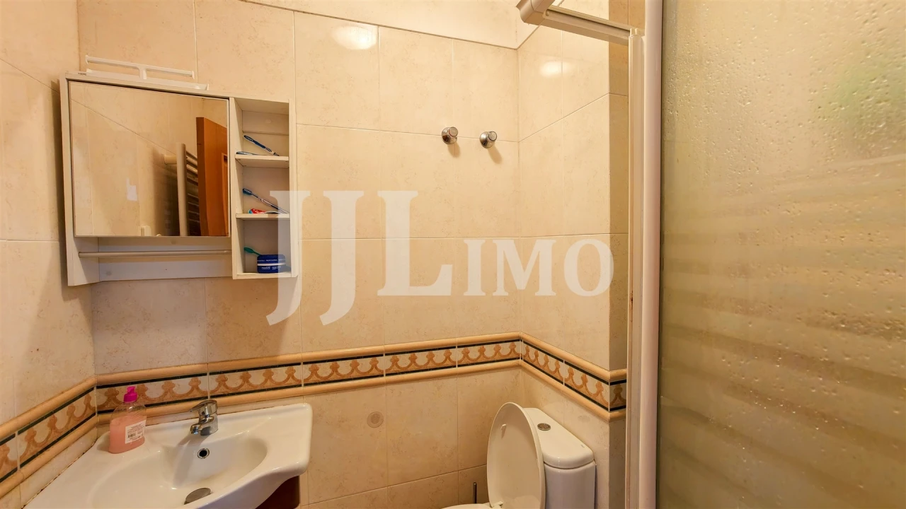 Apartamento T3 para Venda em Ramada e Caneças Foto 12