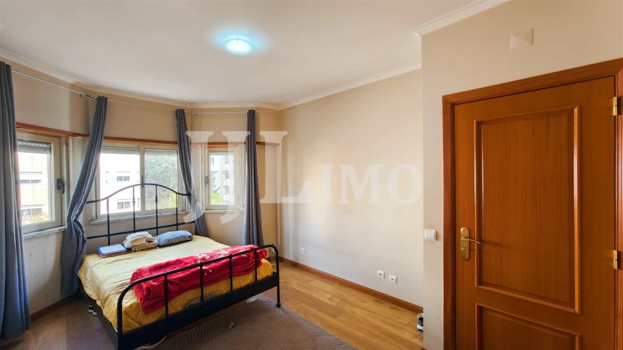 Apartamento T3 para Venda em Ramada e Caneças Foto 20