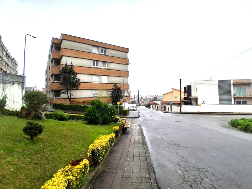 Apartamento T3 para Venda em Baguim do Monte (Rio Tinto) Foto 23