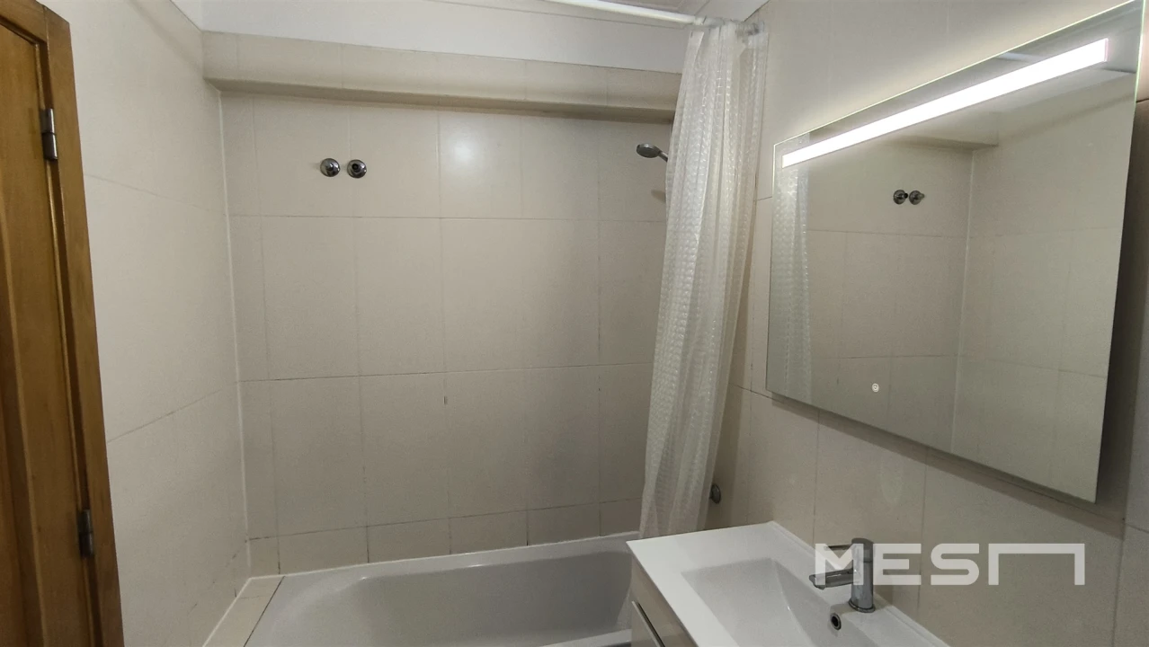 Apartamento T3 para Venda em Algueirão-Mem Martins Foto 17