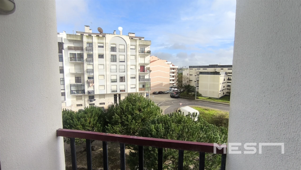 Apartamento T3 para Venda em Algueirão-Mem Martins Foto 6