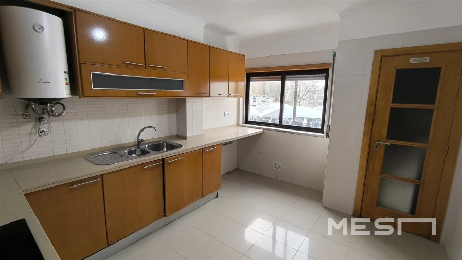 Apartamento T3 para Venda em Algueirão-Mem Martins