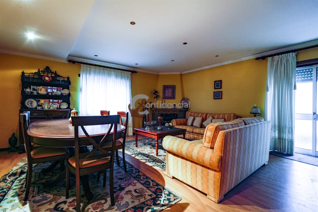 Apartamento T3 para Venda em Gouveia (São Pedro e São Julião) Foto 11